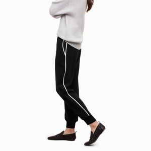 EUC ARITZIA Buffon Pant - XS - Black cream stripe